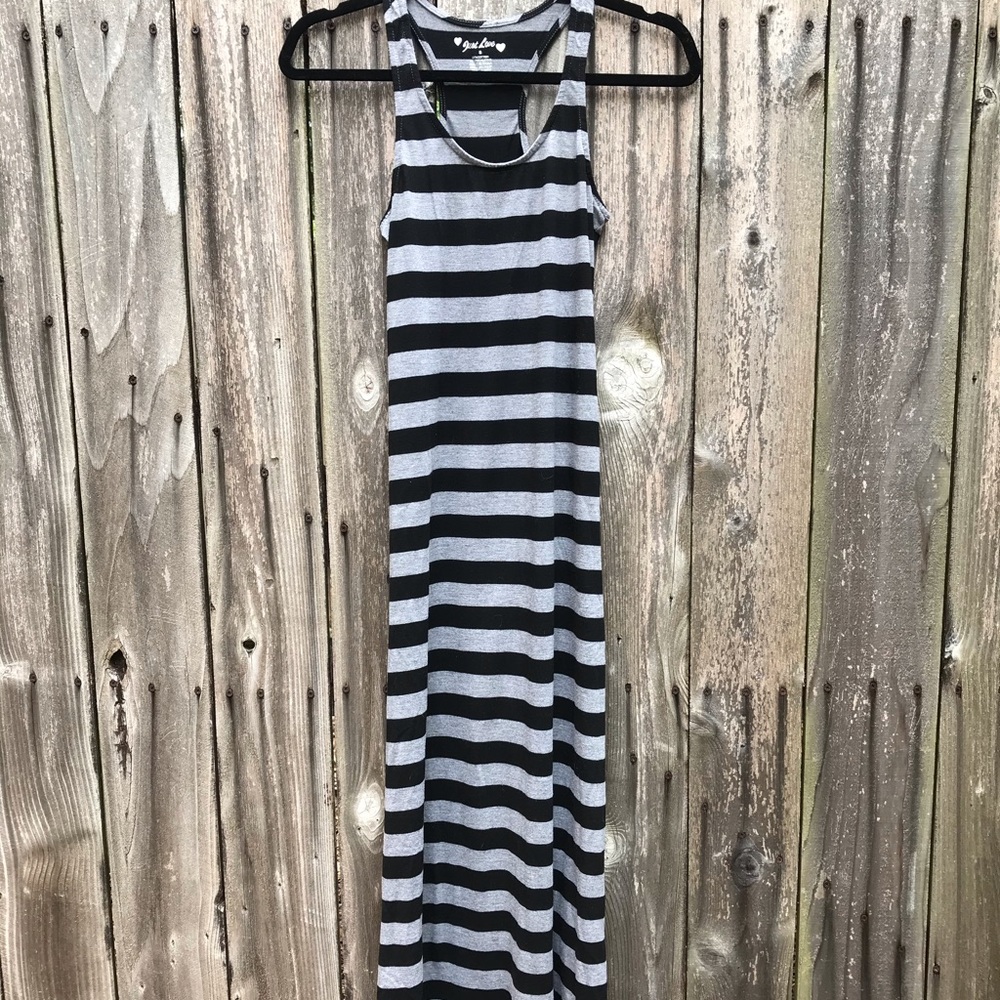 Black and Gray Maxi
